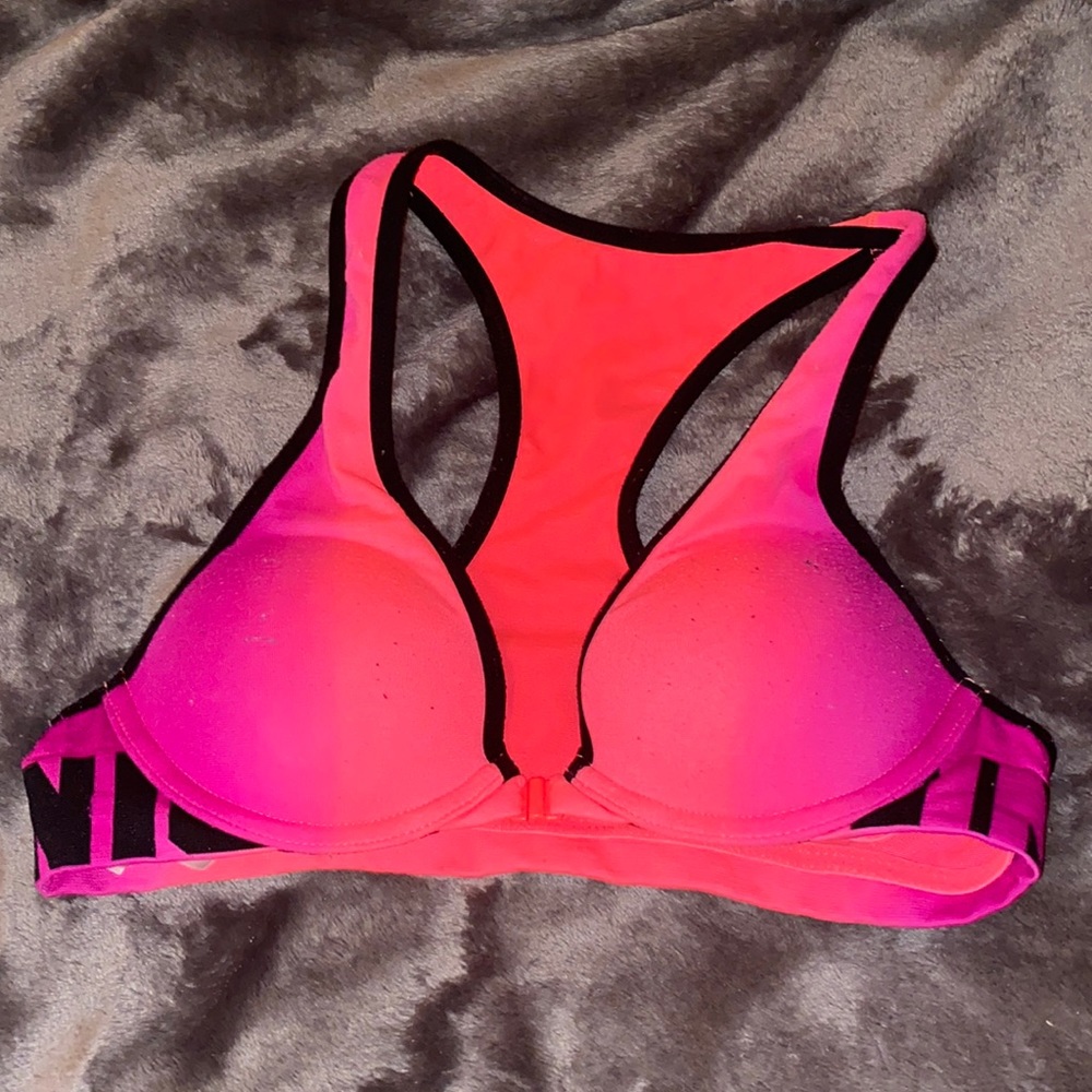 PINK 32A push up sports bra
